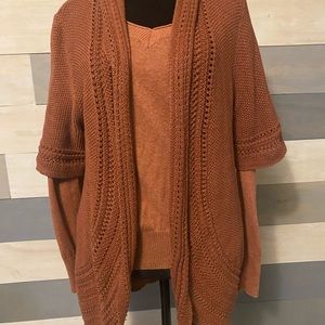 Two piece sweater set in rust off by Sonoma for style. It’s a medium.